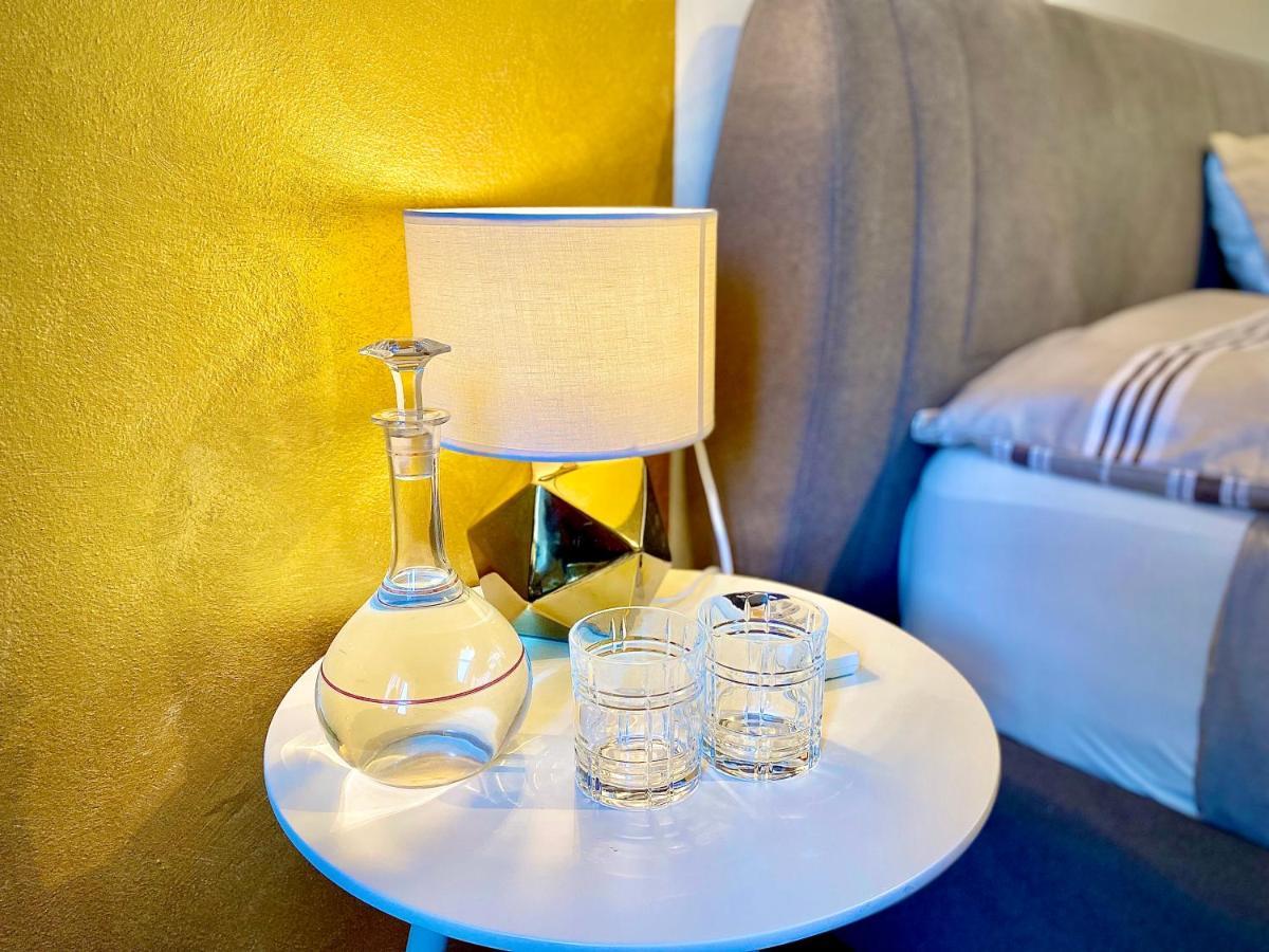 Golden Suite Marta Malpensa Milano-Laghi Busto Arsizio Eksteriør billede
