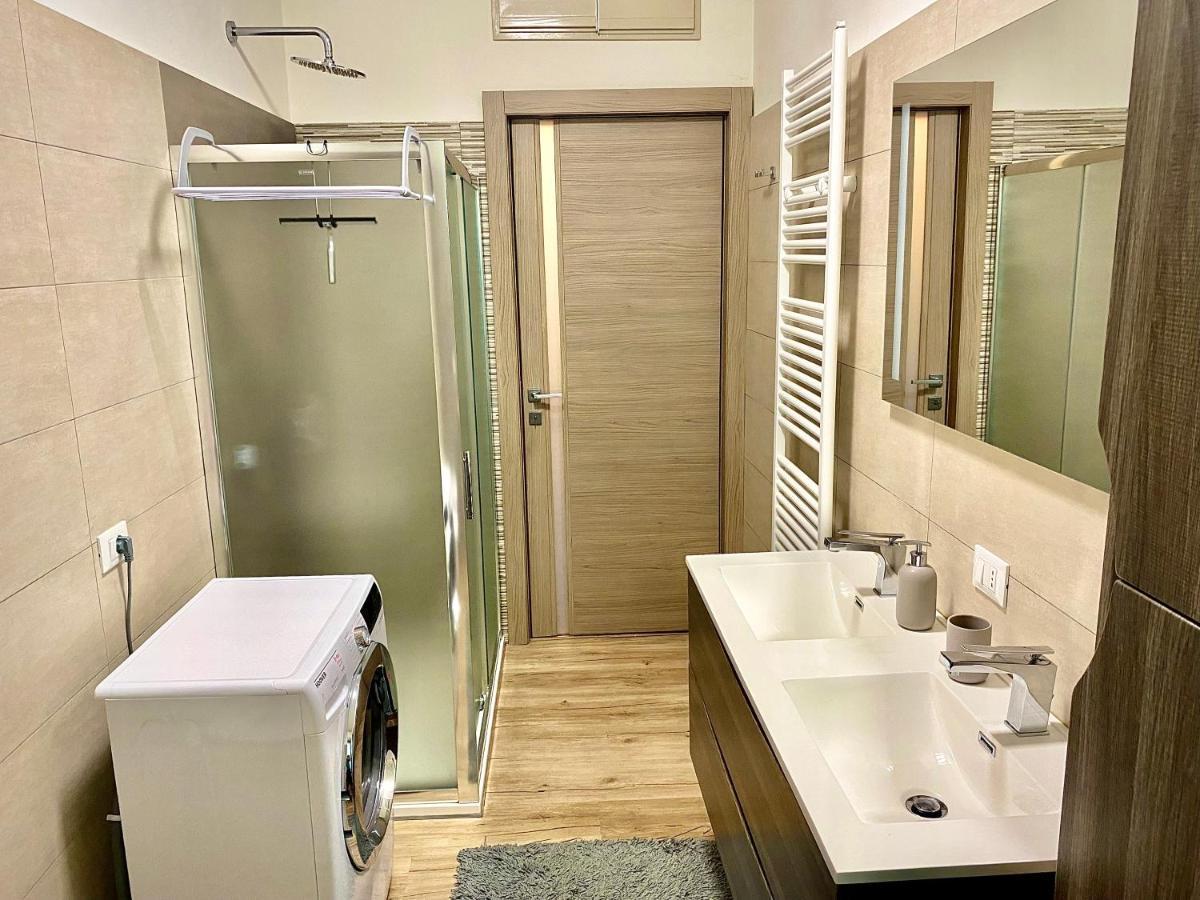 Golden Suite Marta Malpensa Milano-Laghi Busto Arsizio Eksteriør billede